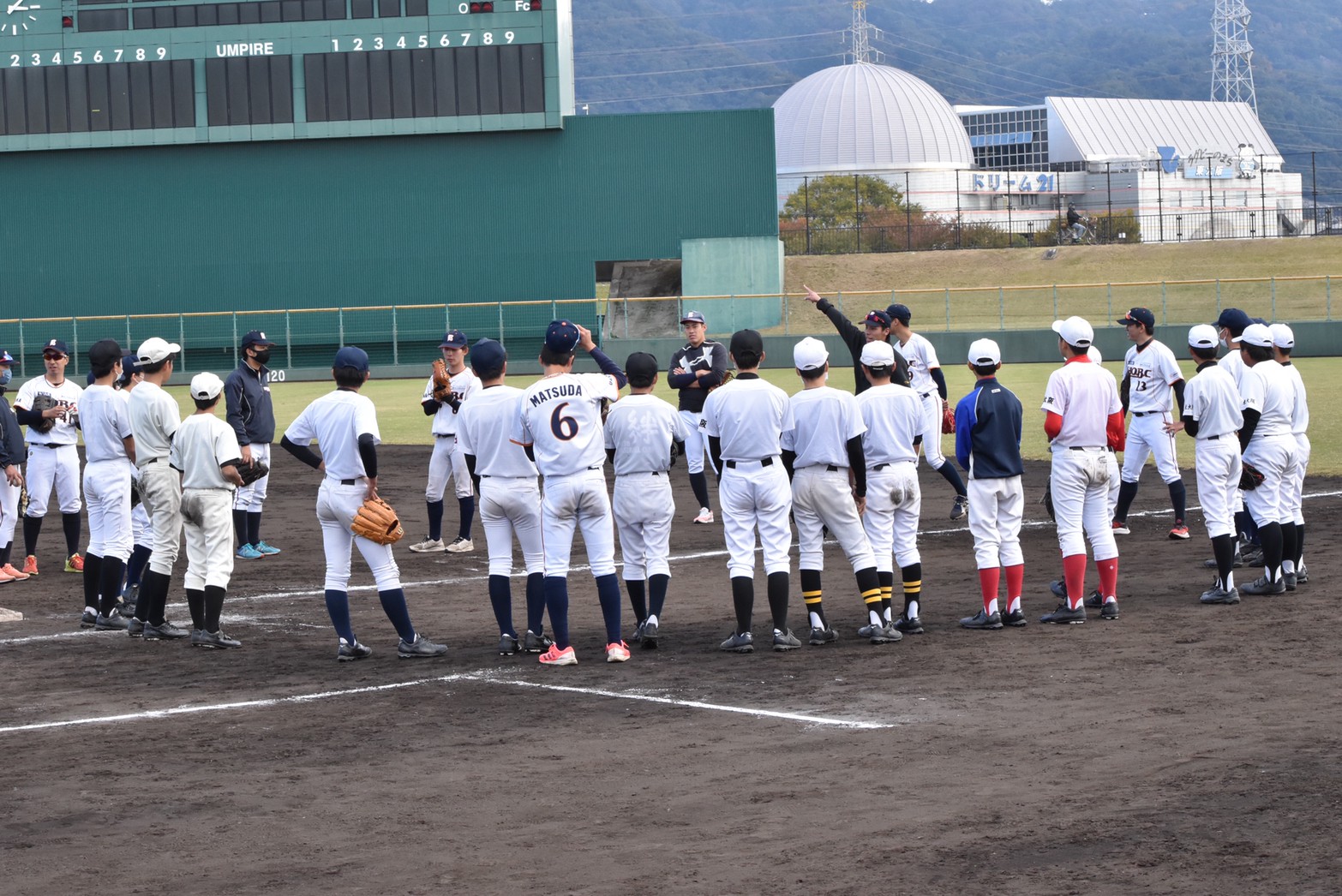 八尾ク野球教室.jpg (445 KB)