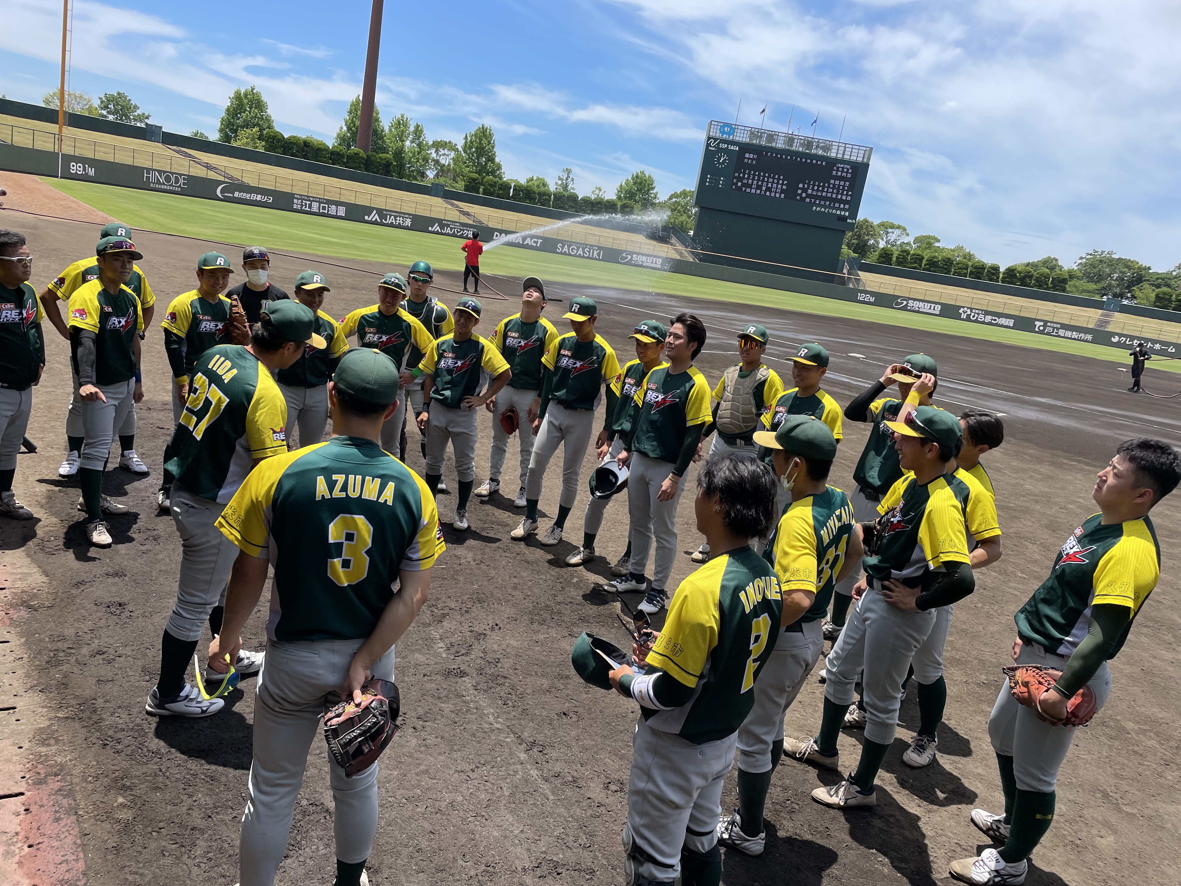 44クラブ勝たんREXパワーズ円陣.jpeg (2.85 MB)