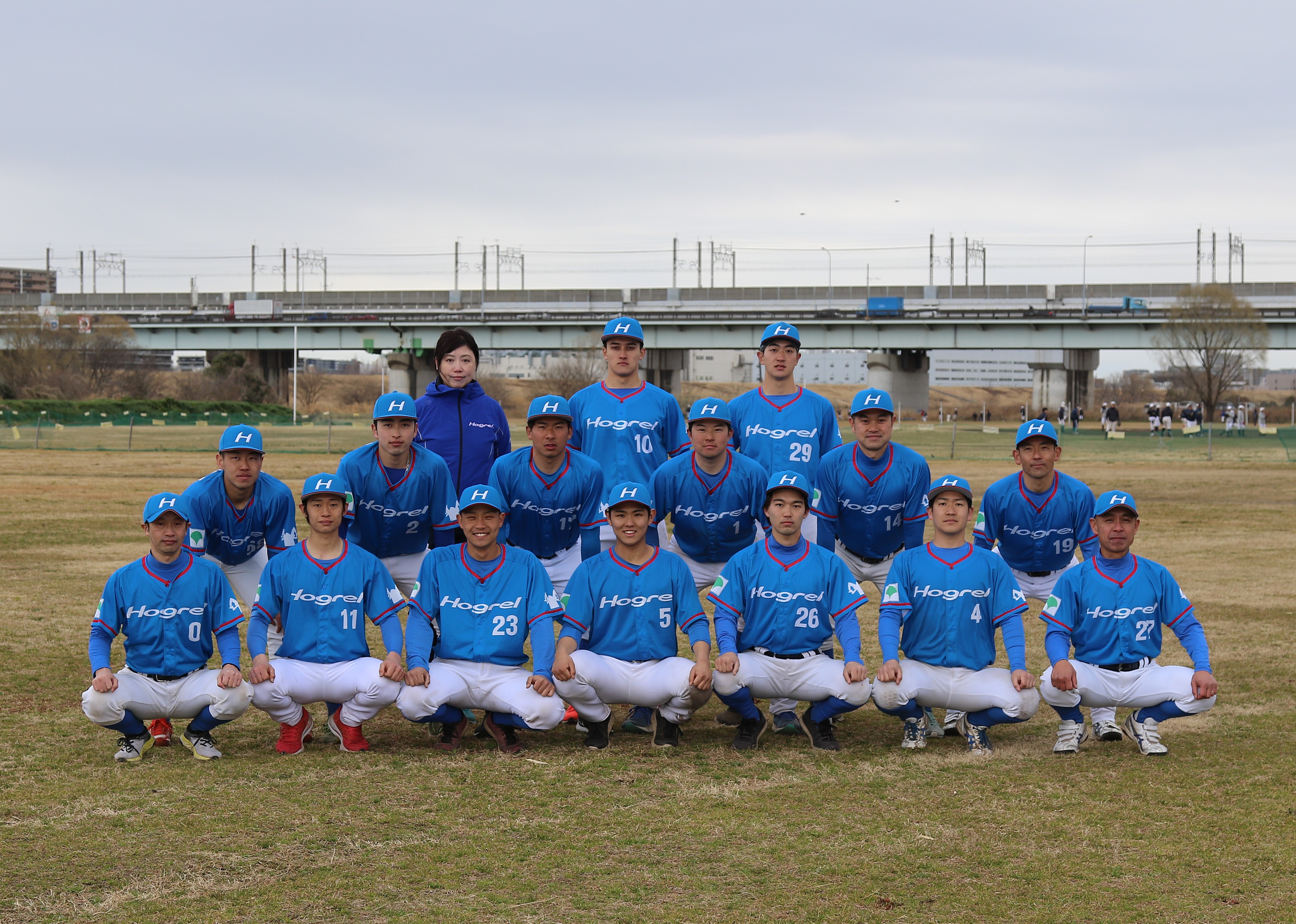 ホグレル集合写真.jpg