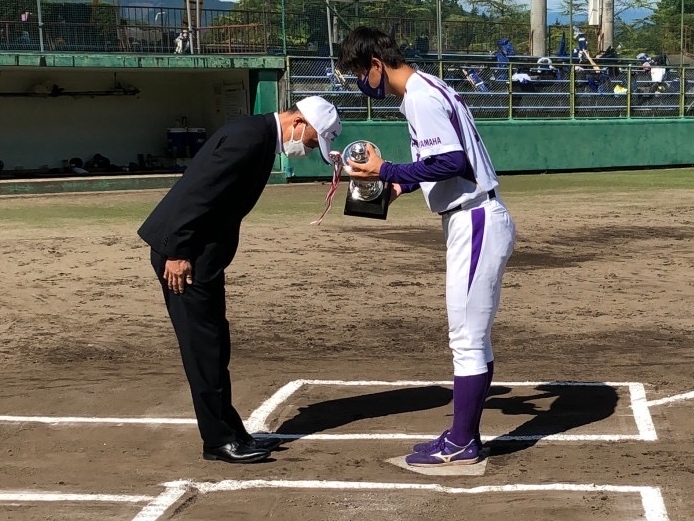 第36回高山大会_優勝杯授与1.JPG (325 KB)