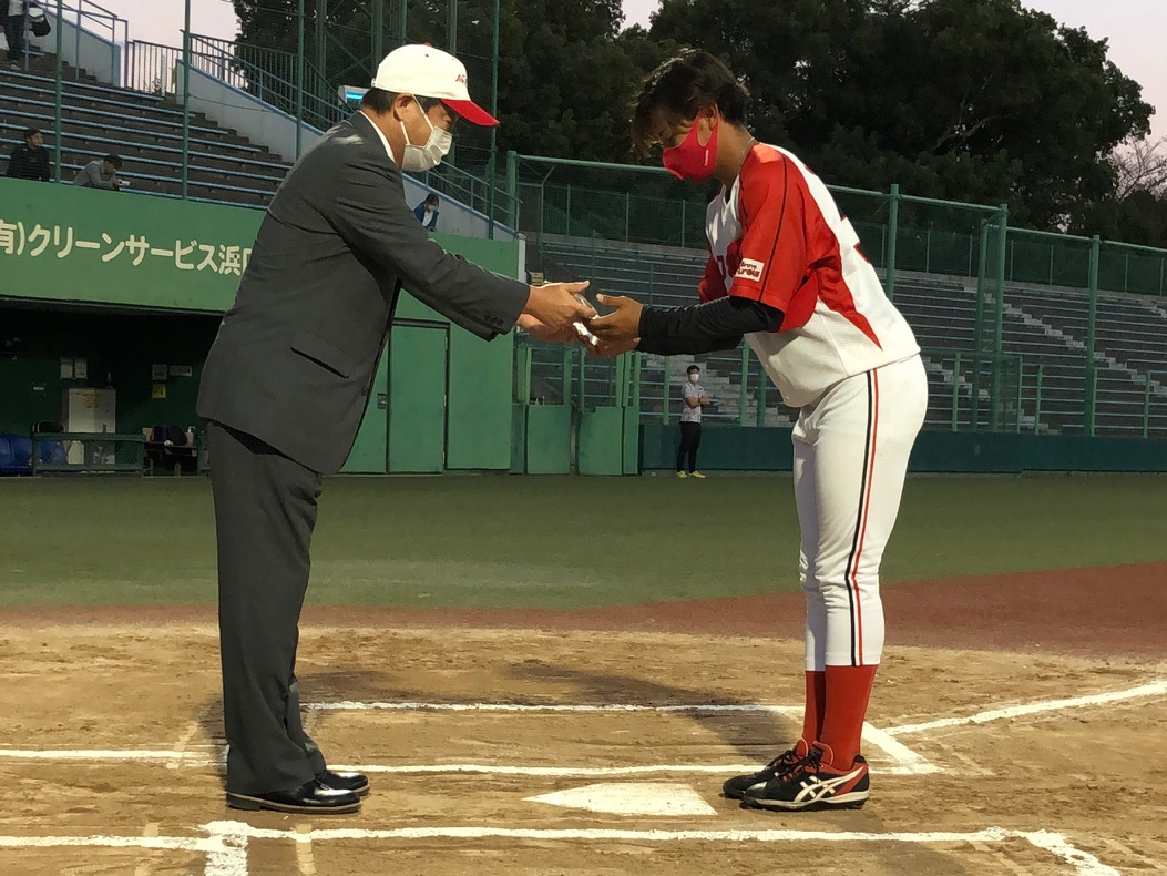 第70回伊勢大会_最高殊勲選手賞.png (1.53 MB)