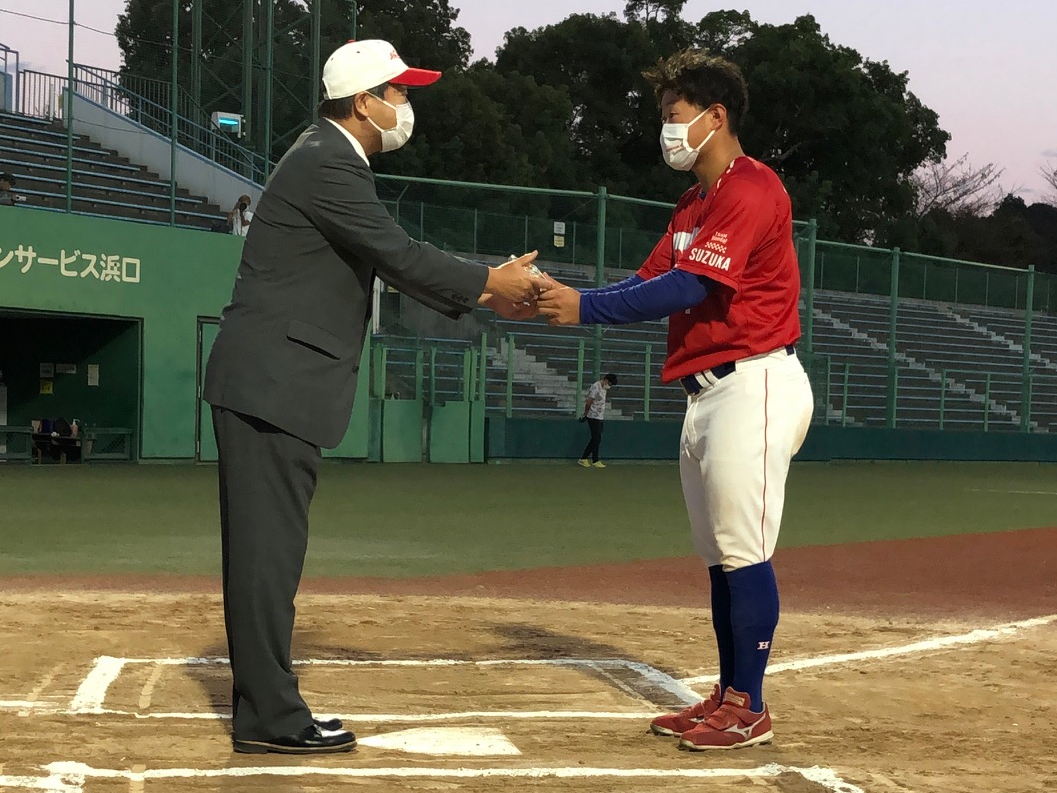 第70回伊勢大会_首位打者賞.png (1.48 MB)