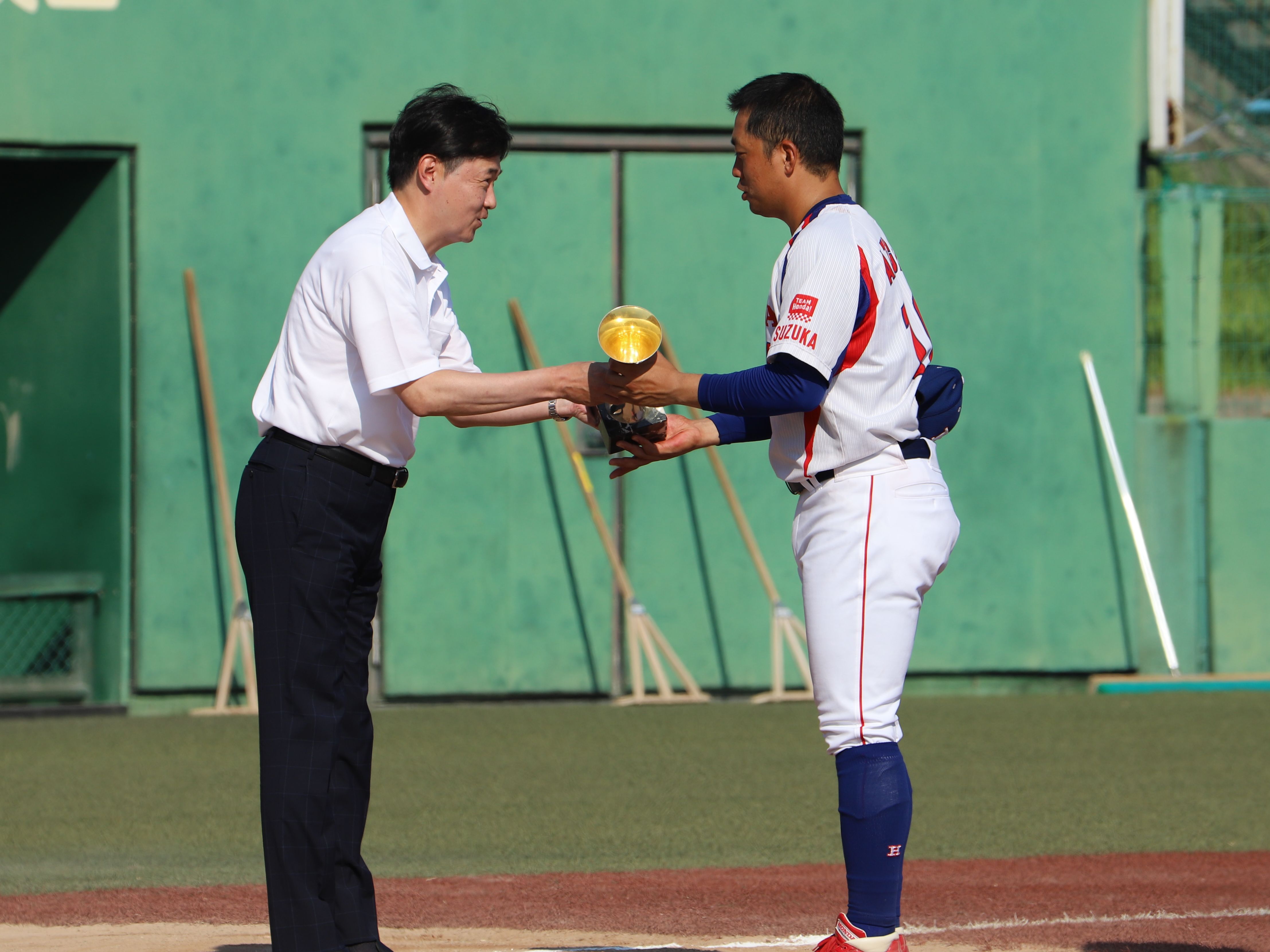 第4回三重県知事杯_優勝杯.JPG