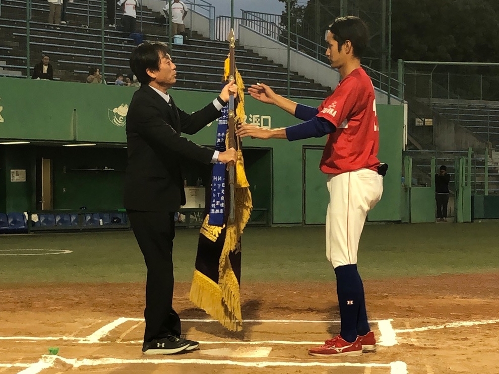 第71回伊勢松阪大会_優勝旗授与.JPG
