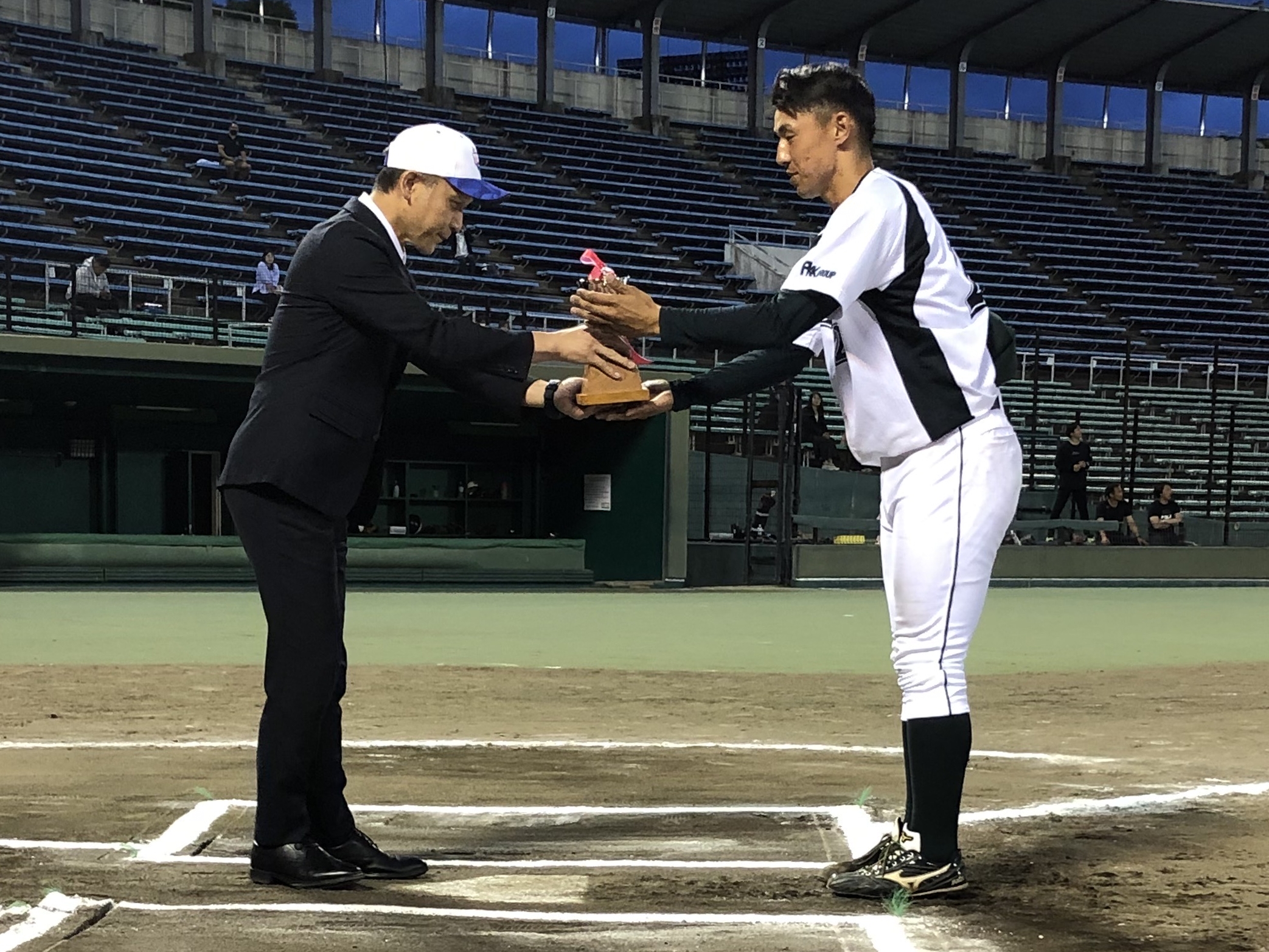 第75回ベ杯_毎日新聞社杯.jpg