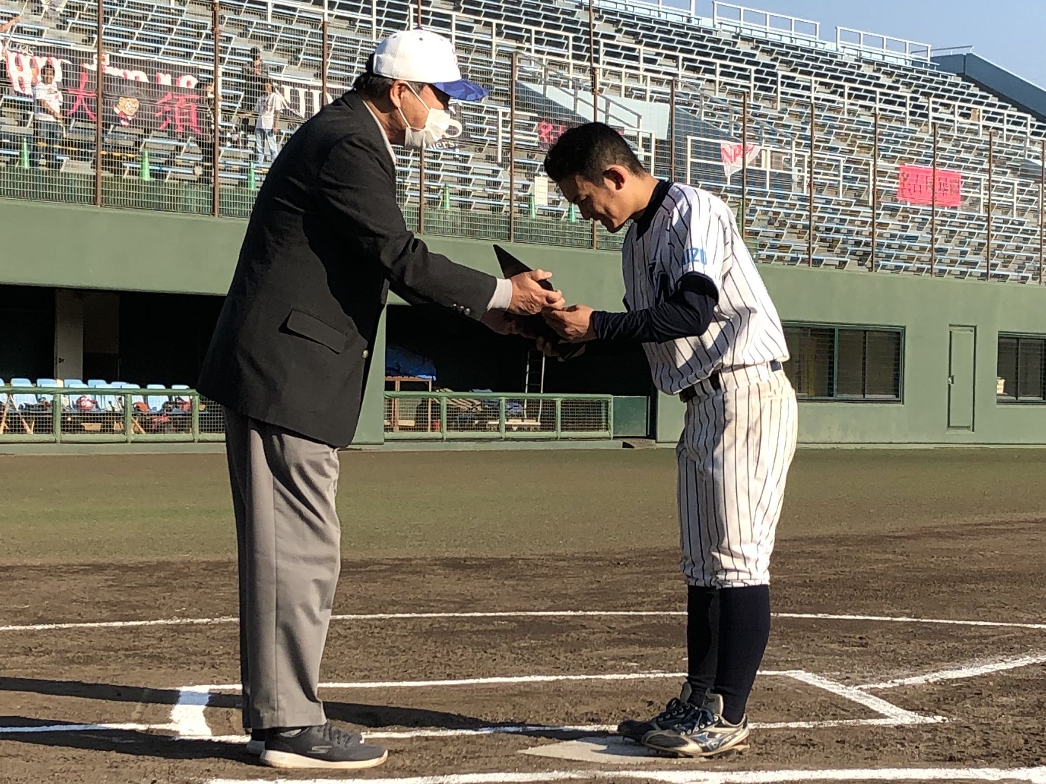 第9回東海クラブ選手権_準優勝楯.JPG