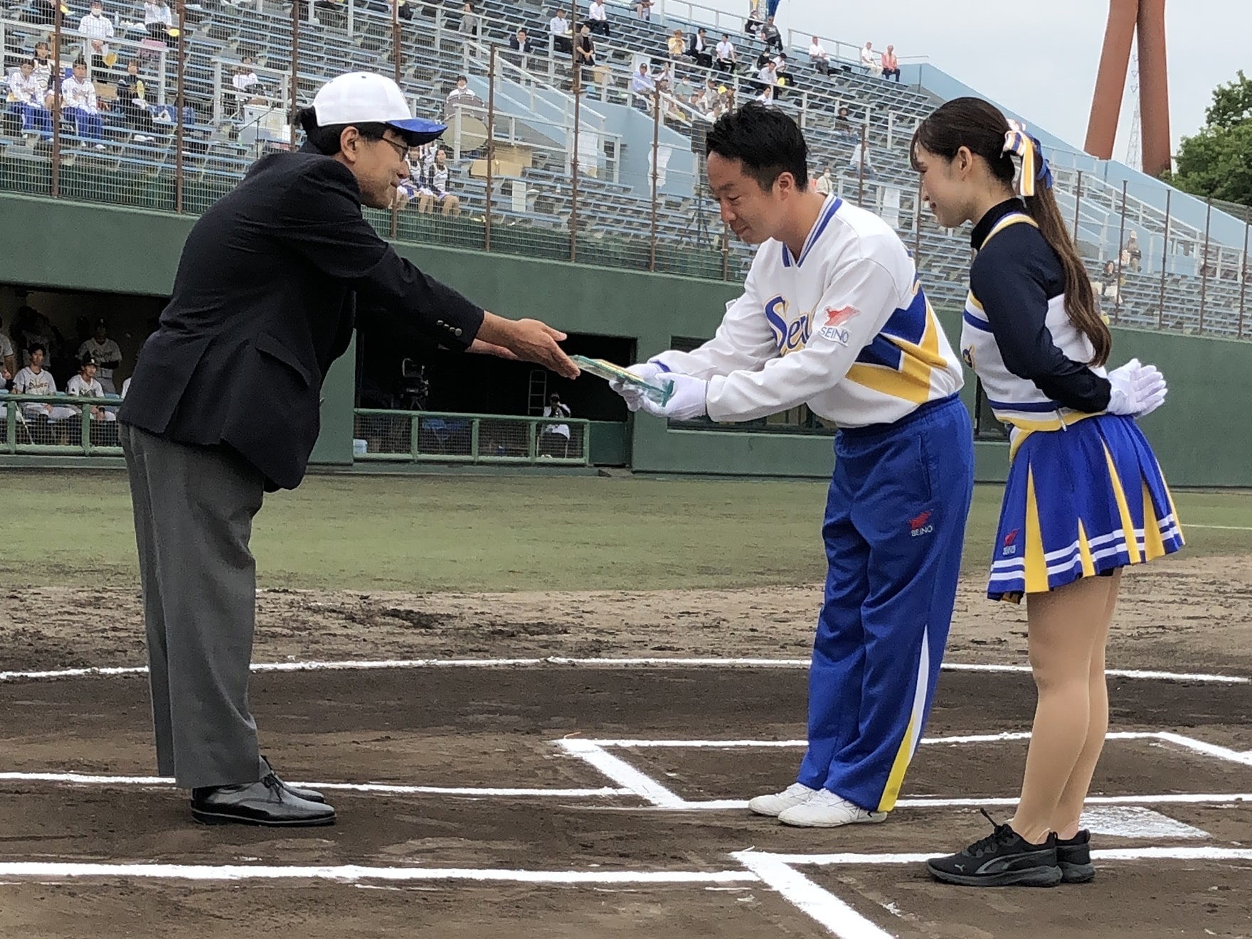 2023年応援団コンクール3_西濃.jpg